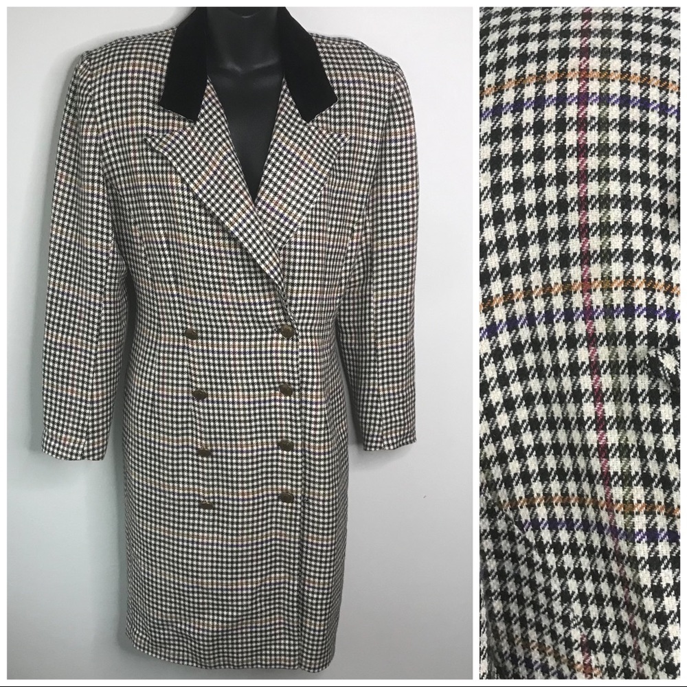Ann Taylor fitted houndstooth button up dress